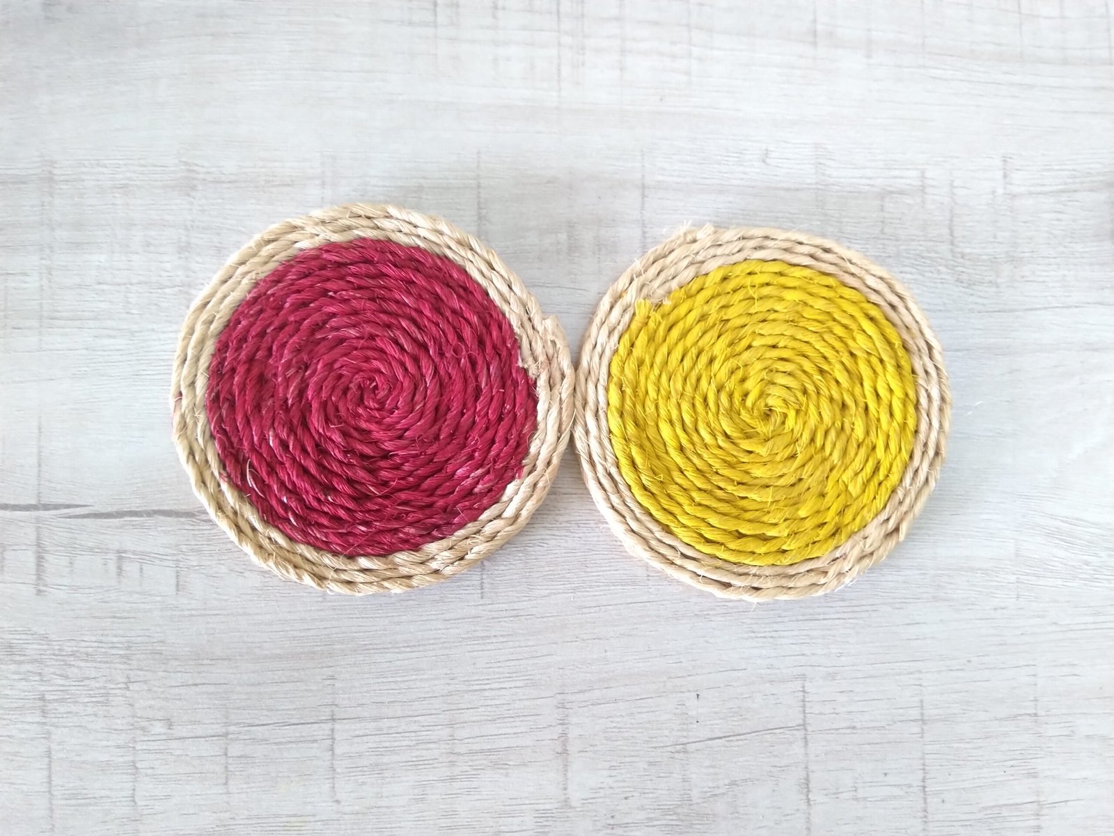 Tea Coaster Round Shape (Yellow+Red)