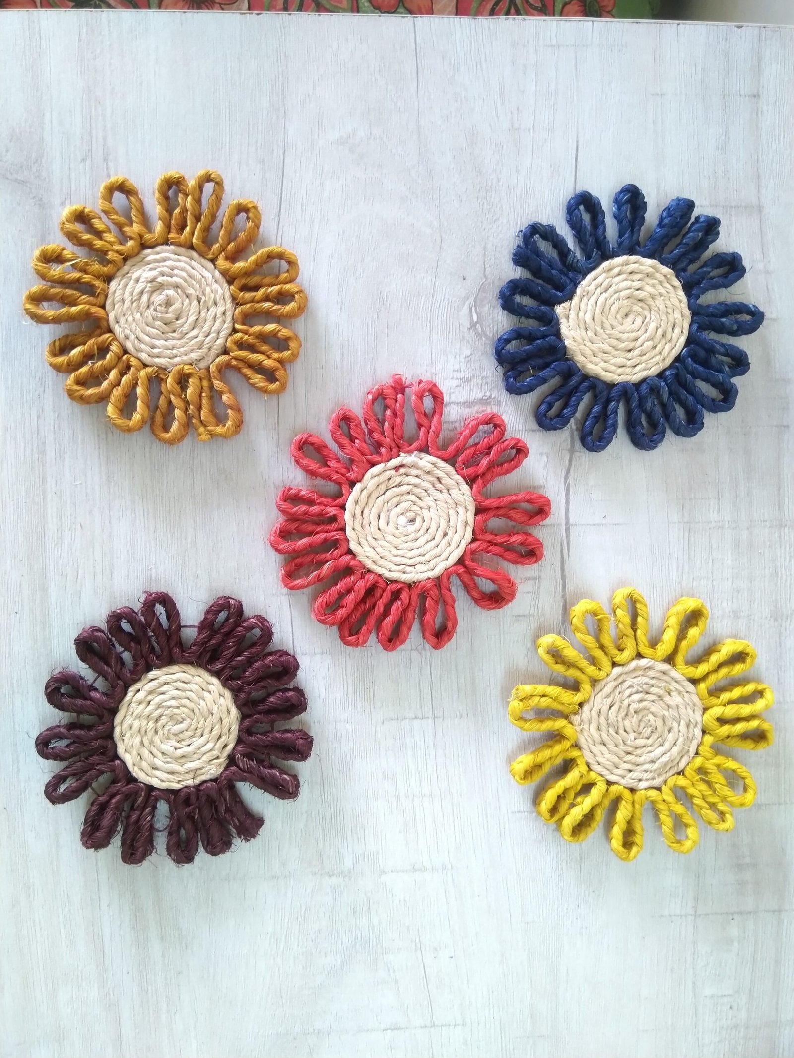 Tea Coaster Flower Shape Set of 5(Golden,Chocolate,Red,Yellow,Navy Blue)